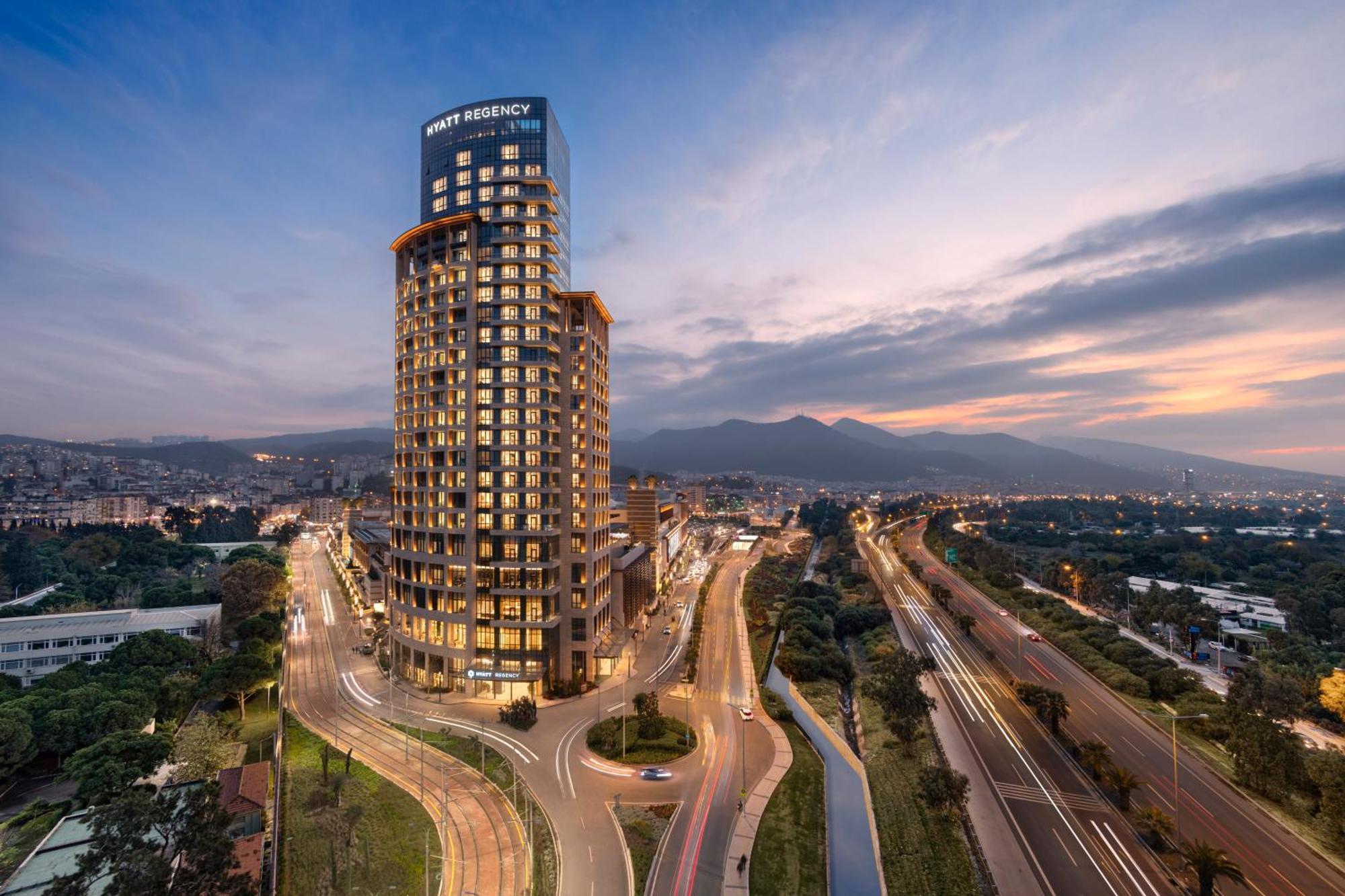 Hyatt Regency Izmir IstinyePark Hotell Eksteriør bilde